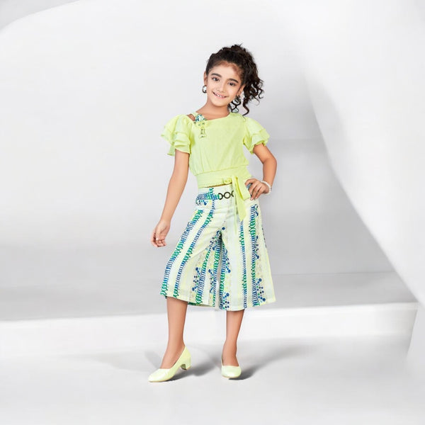 "Girls' Ruffled Top and Printed Culottes Set - ShoppingMood